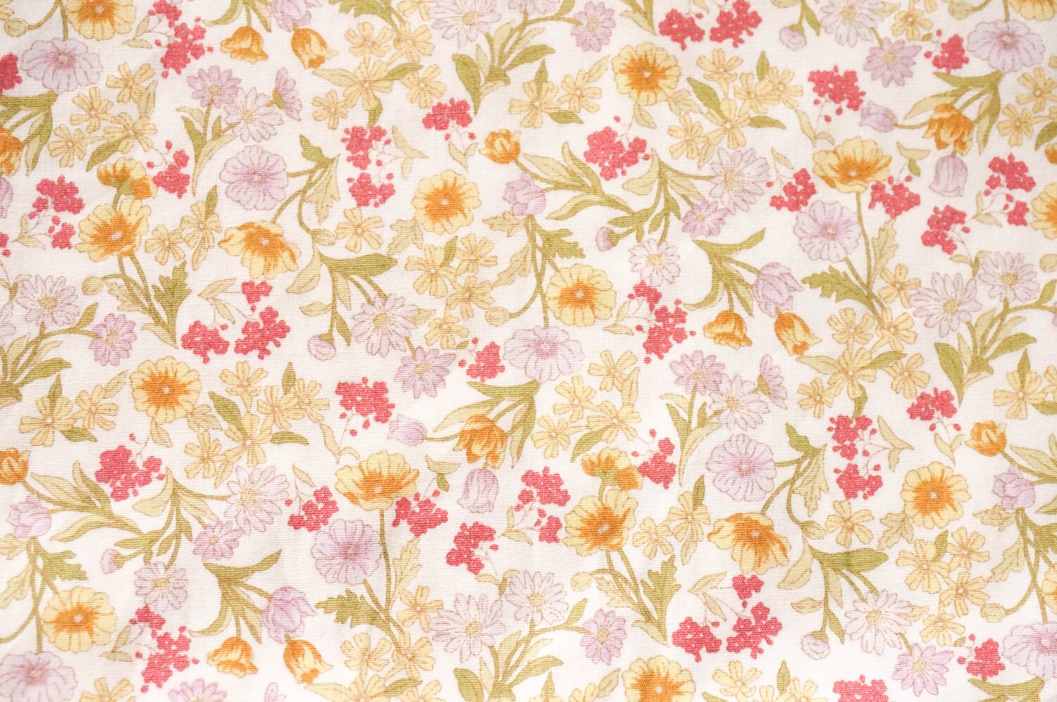 Floral fabricSmall red and yellow flower cotton fabric leaf