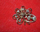 2 1/4" Gold-Toned with rhinestone inlays FLORAL Pin Vintage
