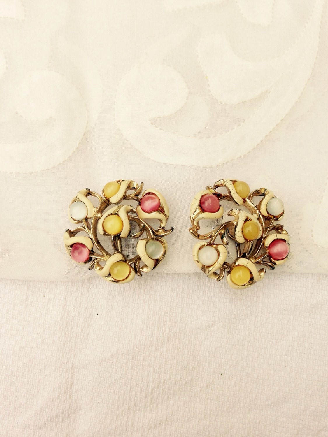 1950s Jewelcraft Earrings. 50s Earings. Vintage Clip Ons. – Haute Juice