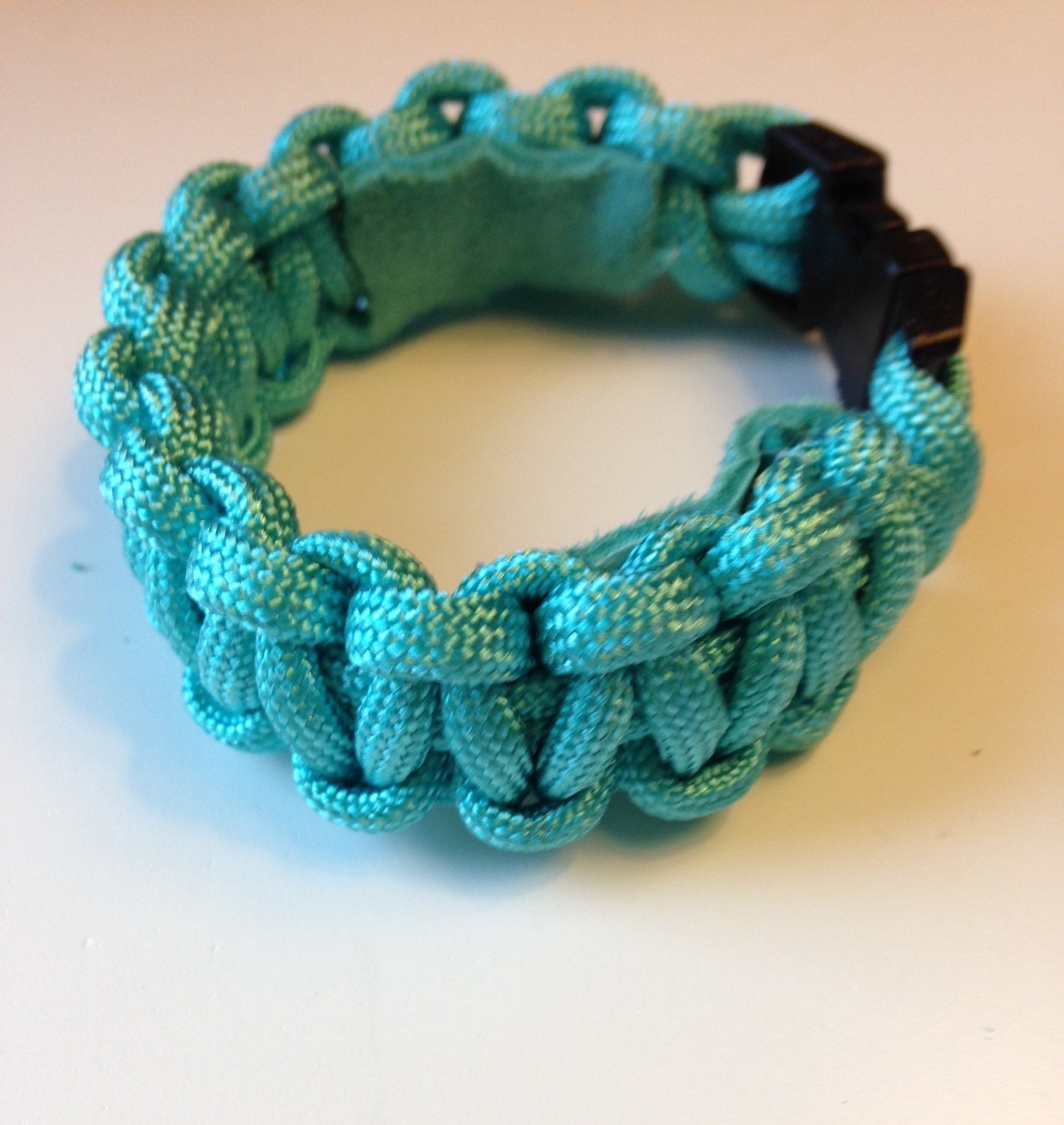 Paracord essential oil diffuser bracelet by ItsOilThyme on Etsy
