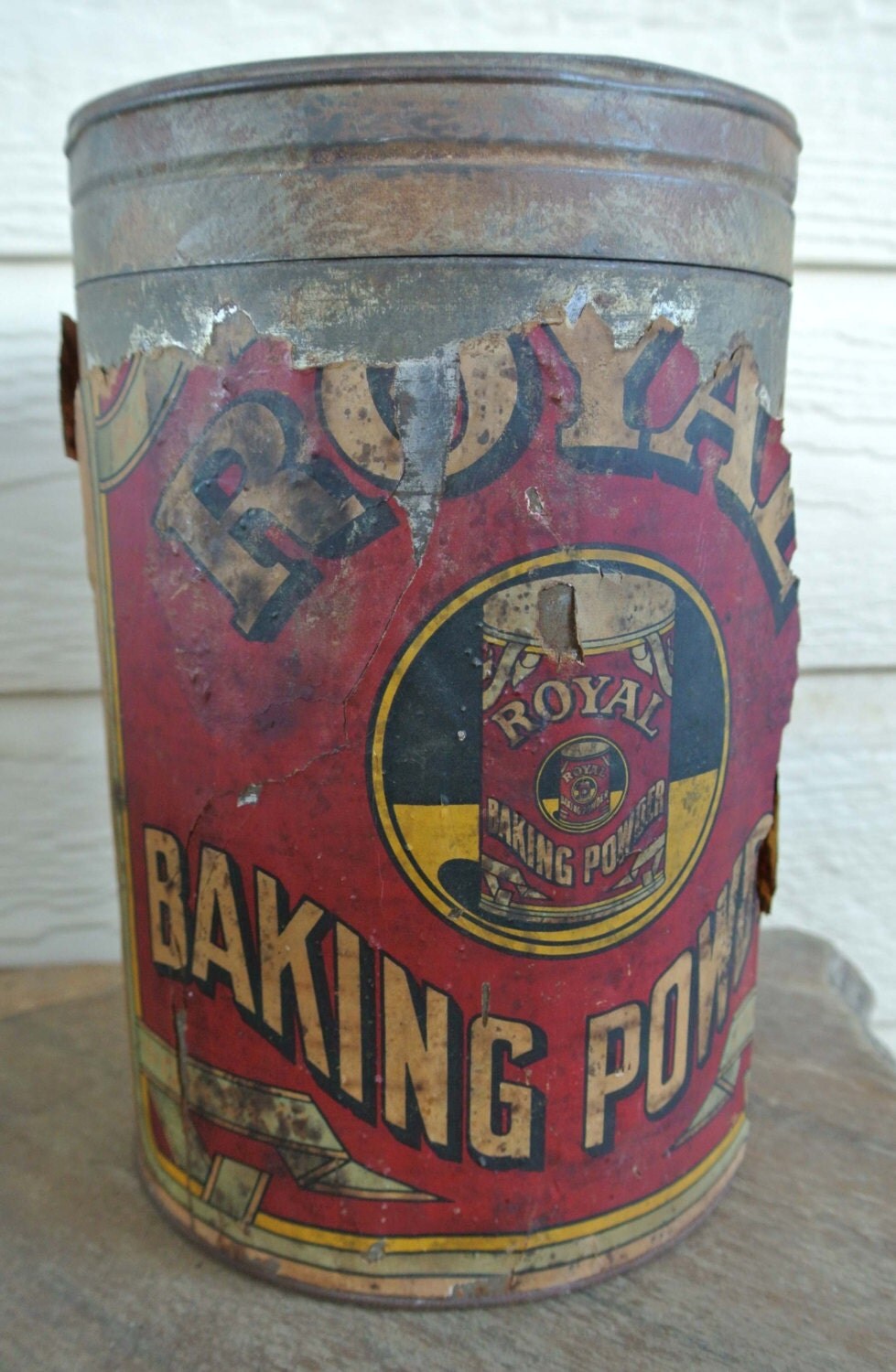 Price Reduced... Vintage Royal Baking Powder Tin