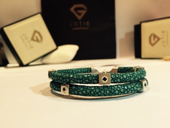 Jotie Luxury Stingray Bracelet