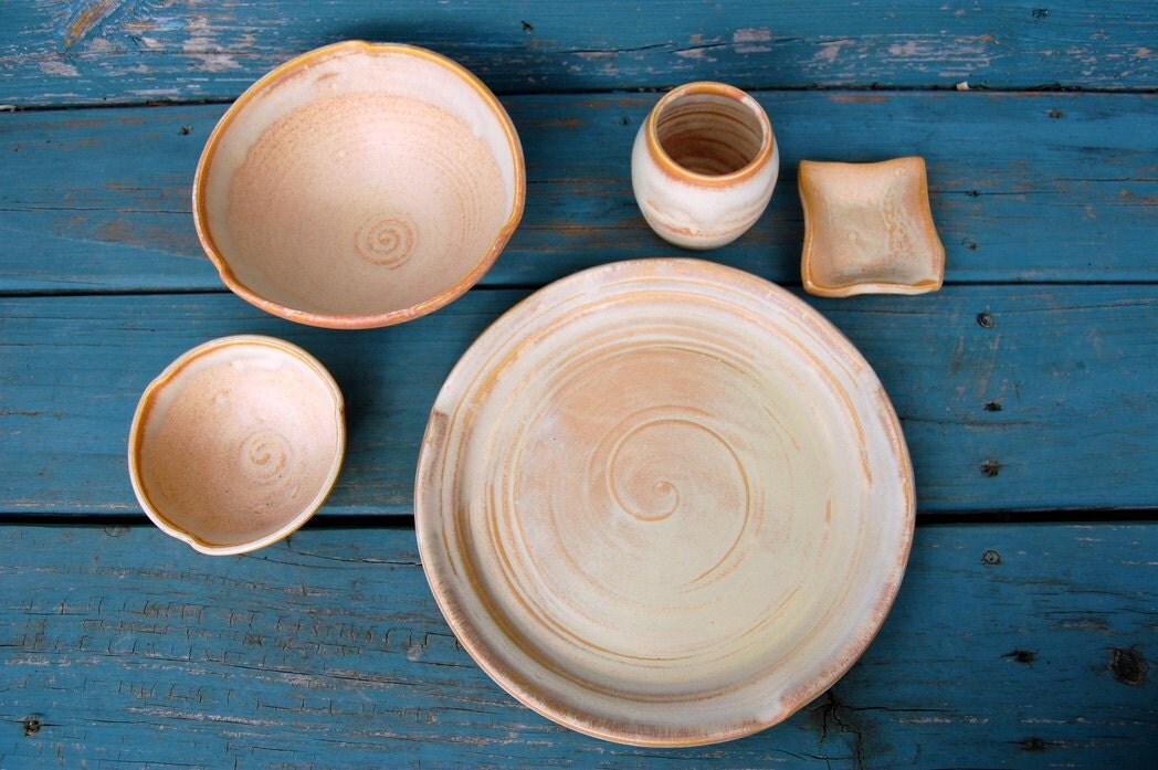 Eclectic Dinnerware Place Setting in Sunburst Made to Order