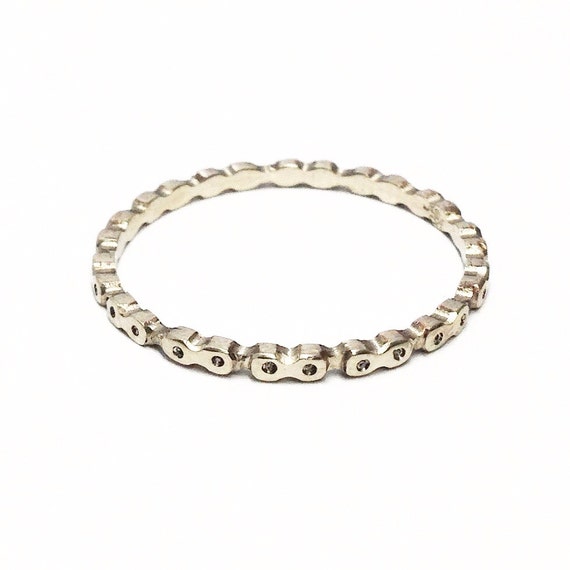 Bicycle Chain Ring 18K white gold