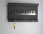 CHEVROLET -  Vintage automobile emblem - sign & key hanger No. 71