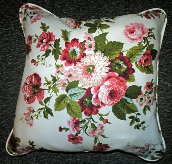 Items similar to Vintage rose pillow on Etsy