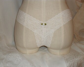 Thong in Ivory Stretch Lace Crotchless