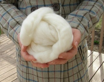 Mill Ends Wool Roving - Natural White Wool Roving - Sold by the Ounce