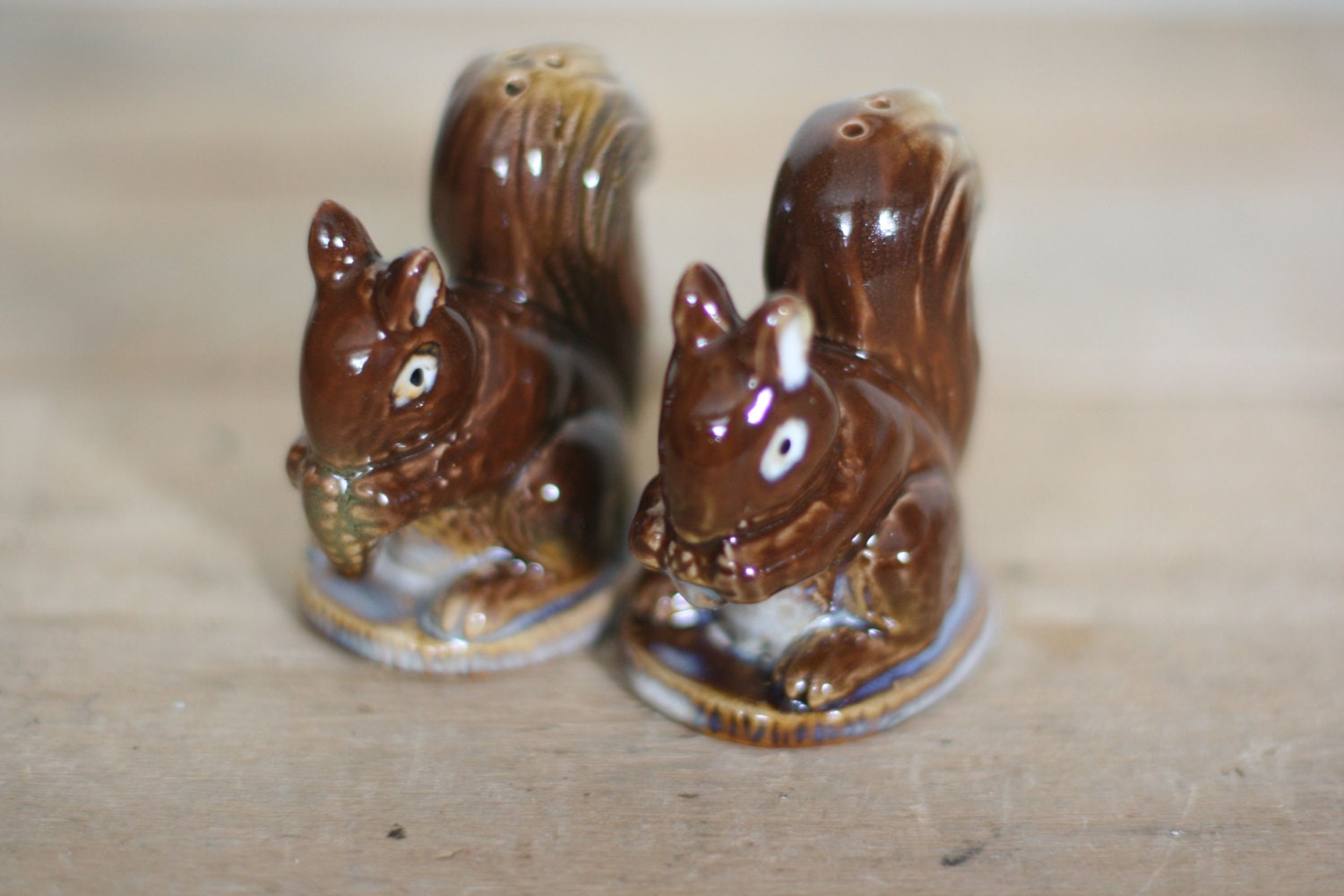 vintage squirrel salt and pepper shakers