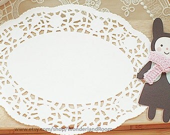 20 Rose Ellipse Paper Doilies (10 x 7.5in)