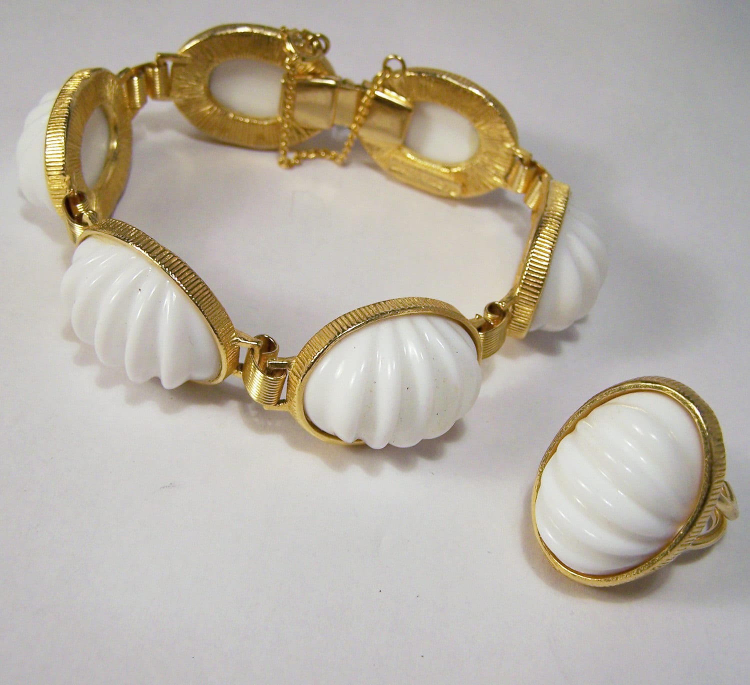 Vintage Castlecliff White Dome Jewelry Set by GretelsTreasures
