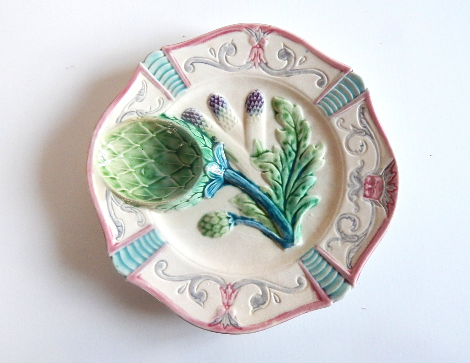 French Antique Asparagus Plate in Majolica