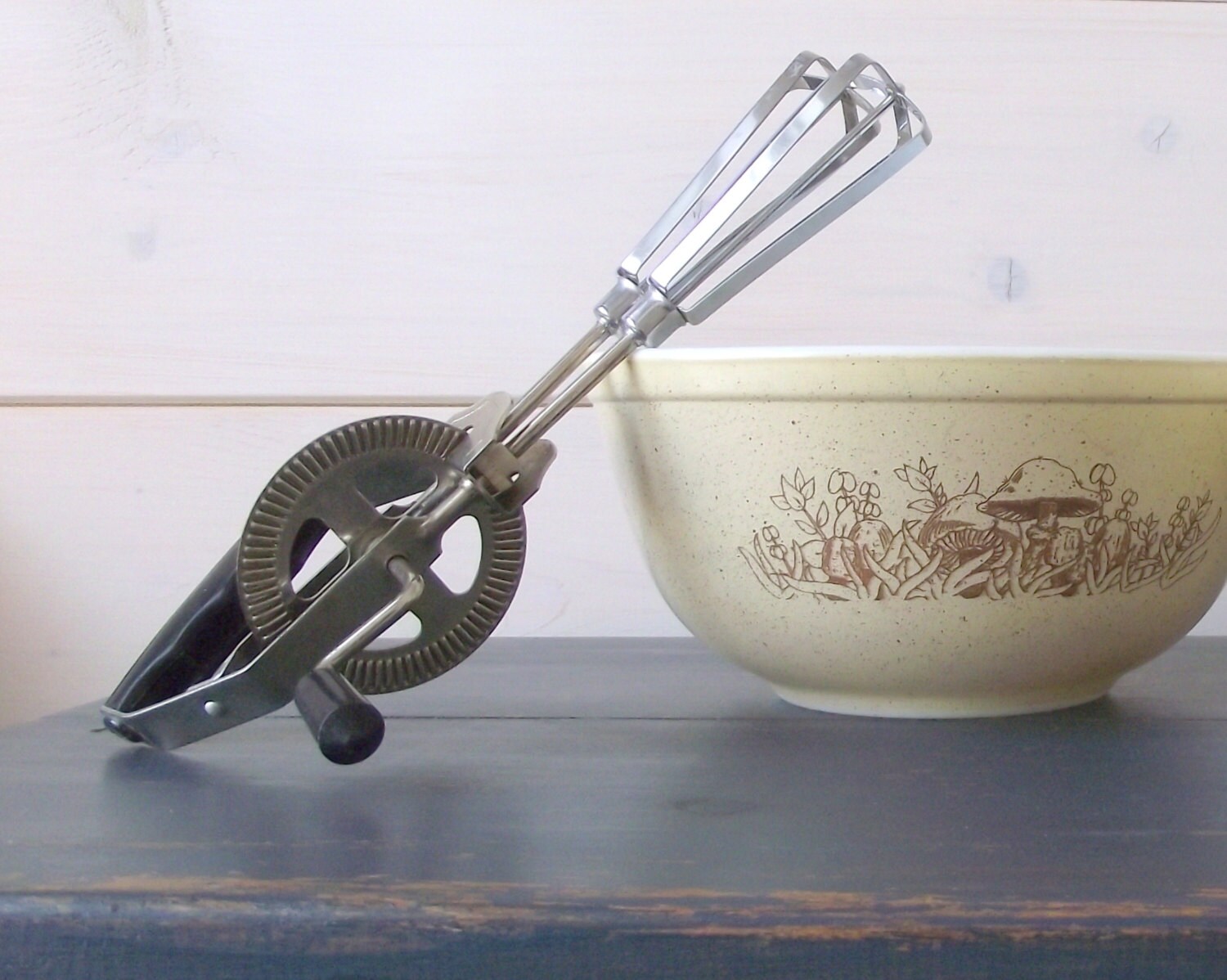 Vintage Hand Mixer Manual Egg Beater Retro Kitchen by gazaboo