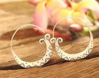 Tribal Silver earrings-The Swirl Eyes (5)