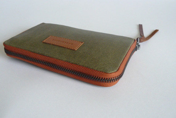 Items similar to Medium women&#39;s retro wallet // olive green waxed-resined canvas with copper ...