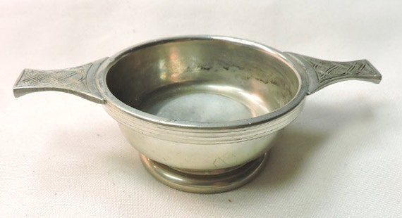 Scottish Celtic Quaich Friendship Pewter Drinking Cup