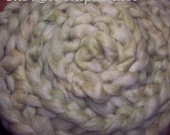 Hand dyed Coopworth Wool Roving. 8 oz."Moss "