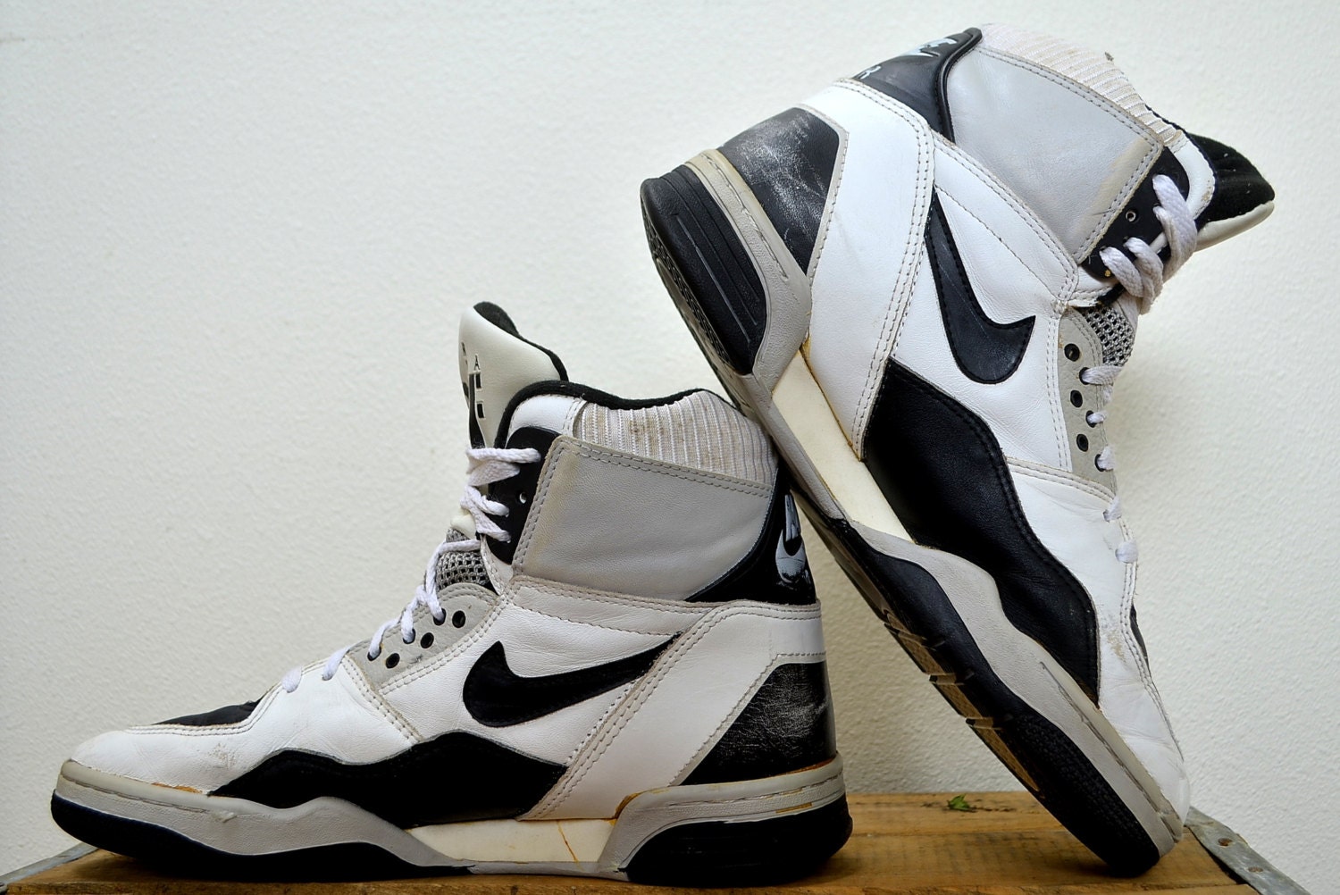 Chaussure Vintage 1989 Nike Air Delta Force par RoslynVTGTradingCo