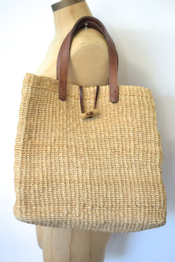 Large Straw Bag Vintage Summer Woven Natural by RebootVintage