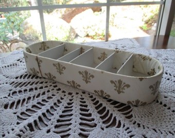 Vintage Quilted Vinyl Glove Box - Hosiery Box - Lingerie Box -Fleur de Lis