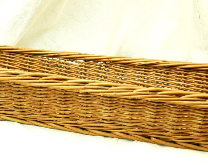 Long Antique French Baguette Bread Basket / French Decor / Parisian Decor / Country Cottage Decor / Interior Design / Restaurant / Home