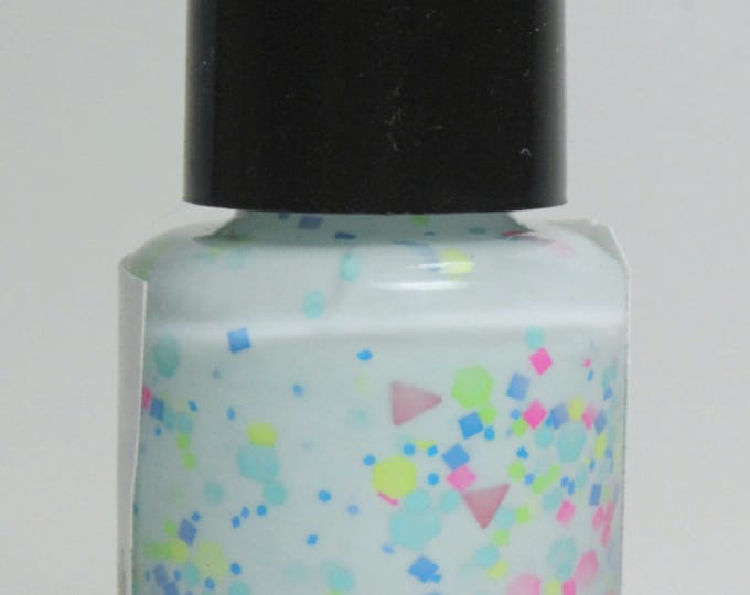 Sandals in the snow nailpolish - Large bottle - Handmade - polish - lacquer - christmas