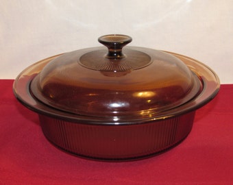 Visions Amber CASSEROLE DISH V33B with Lid 2.5 Quarts