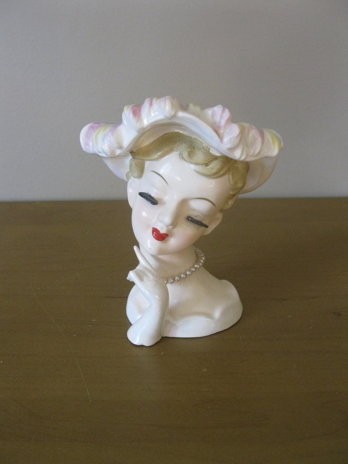 Lovely vintage Lefton Lady Head vase 1843 pearl by oakiesclaptrap