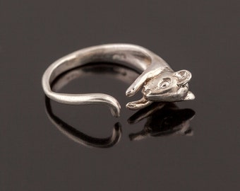 Sterling silver Gorilla ring. Silver ape head ring. by SecoJewelry