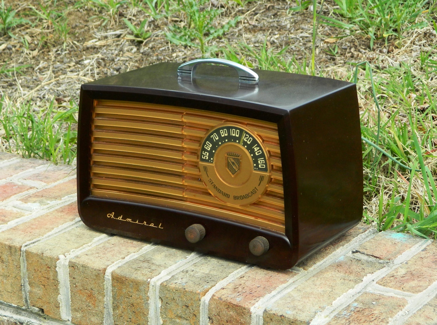 Antique 1950 Admiral AM Radio Model 6A22 by RobsAntiqueRadios