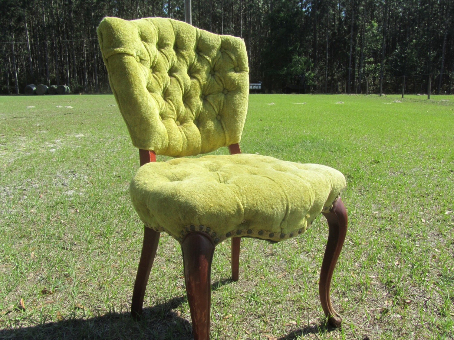 antique hobnail living room chair