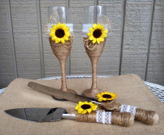 Sunflower Wedding Cake Serving Set Champagne Glasses Sunflower Wedding Cake Serving Set Champagne Glasses
