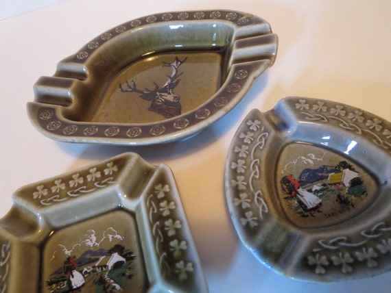 Vintage Wade porcelain ashtrays