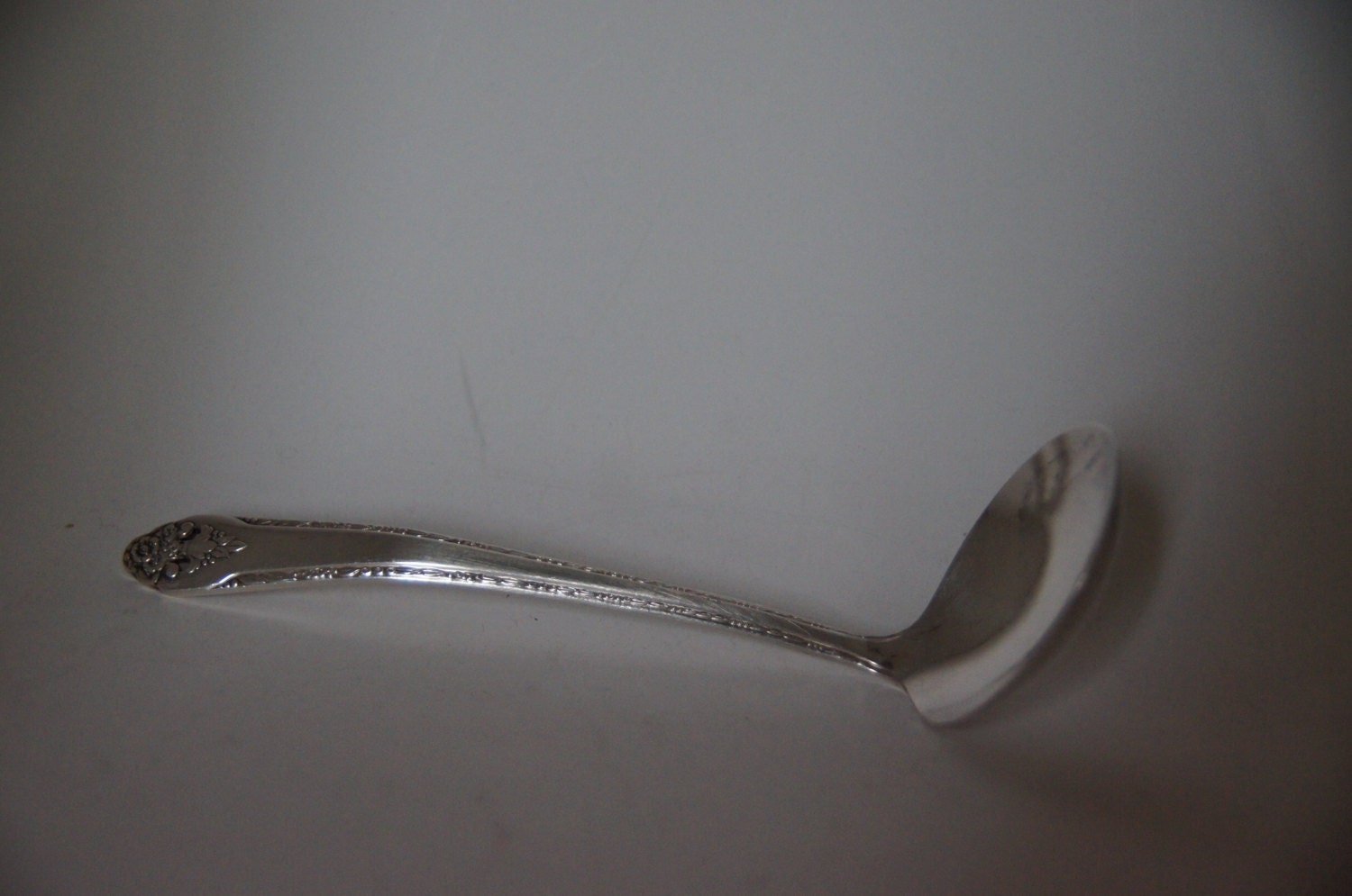 Lovely Lady Gravy Ladle by Holmes and Edwards, vintage 1937, inlaid