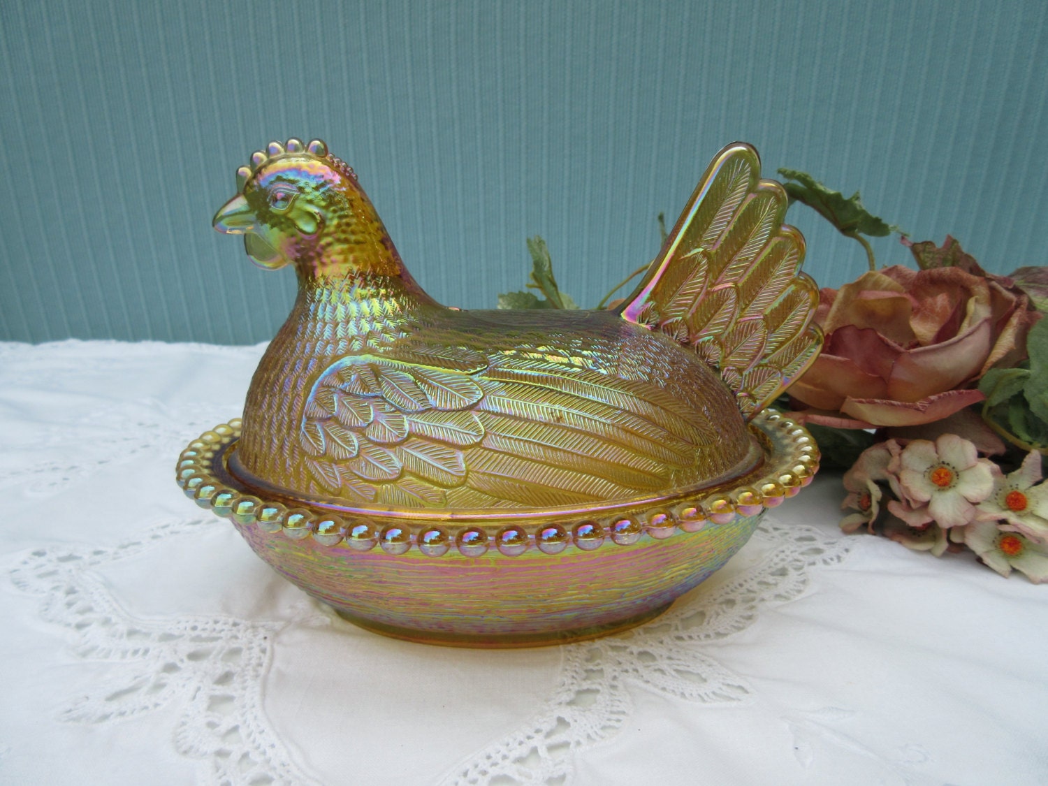 Vintage Chicken Hen Rooster Shaped Gold Amber Cut Carnival Glass Covered Candy Dish Bowl With