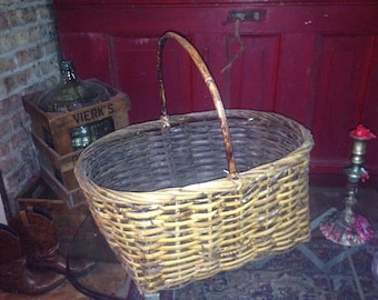 Large Picnic Basket With Handle
