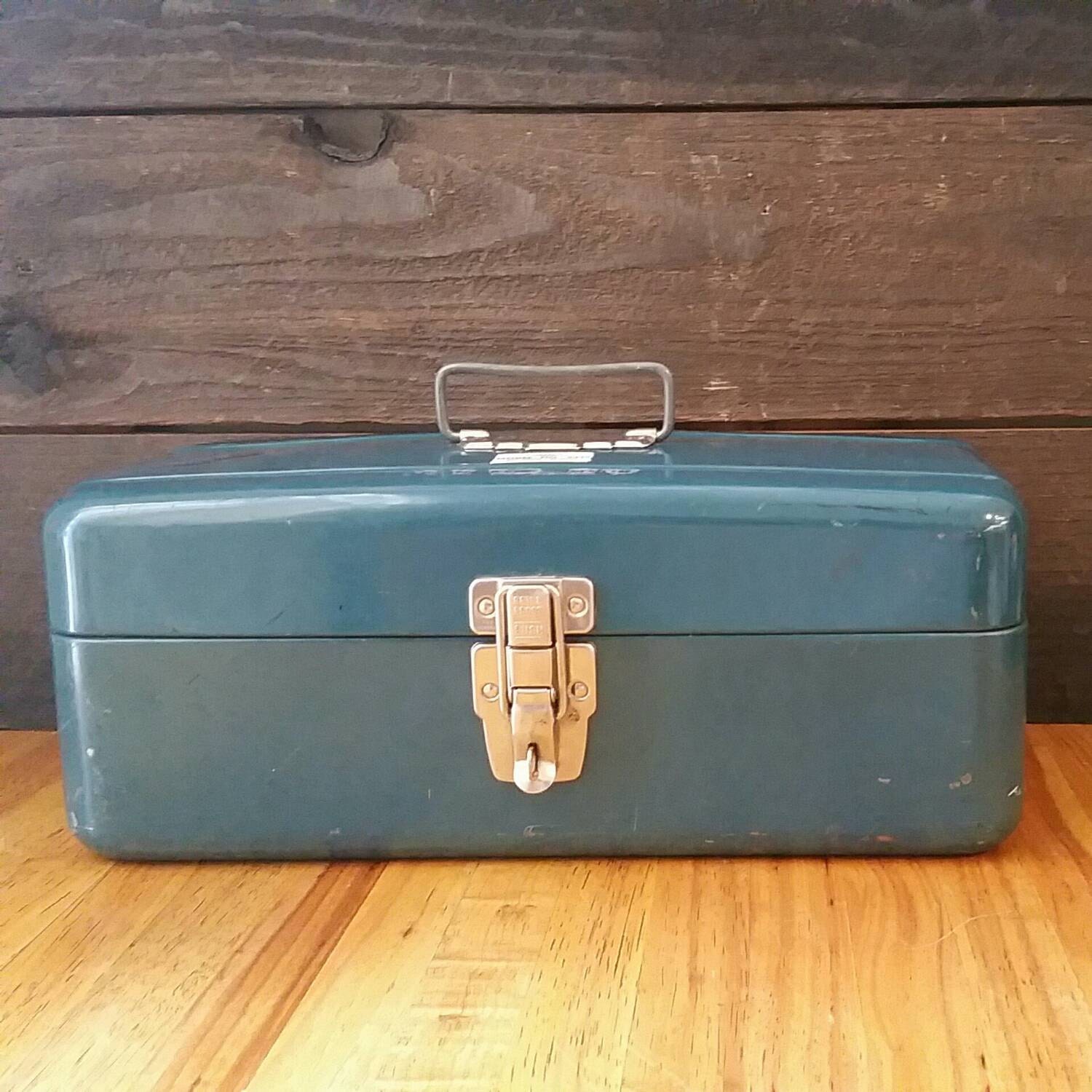 Union Tool Box, Tackle Box, Vintage Metal Box, Storage Box, Industrial