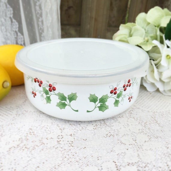 Vintage Gibson enamel floral mixing / serving bowl w/ lid