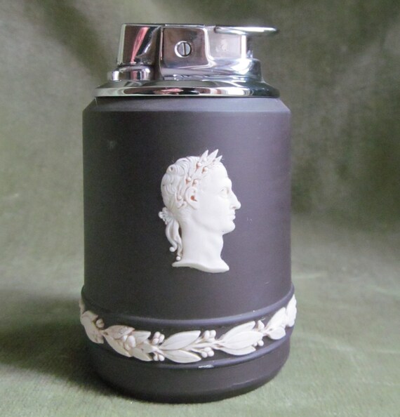 Vintage Black Wedgwood Jasperware 'Julius Caesar'