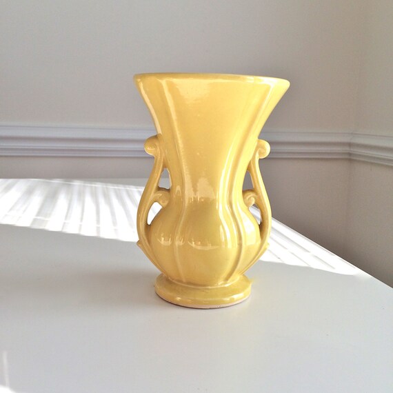 Vintage Vase Yellow McCoy Art Deco Ceramic Pottery Urn Vase