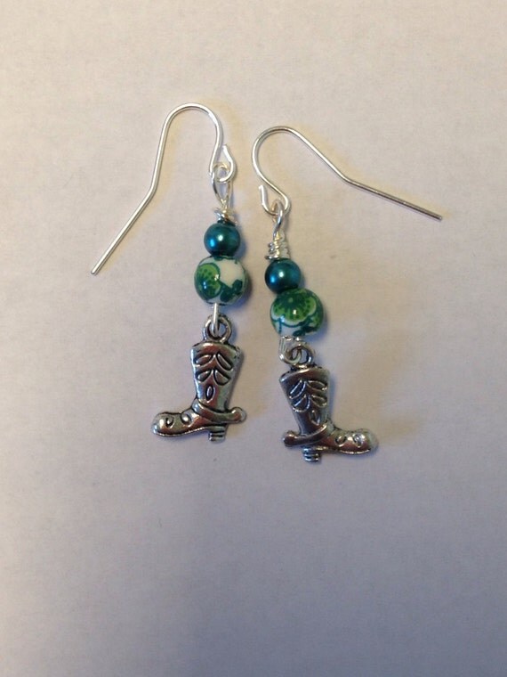 Items similar to Cowboy Boot Dangle Earrings with Green Beads