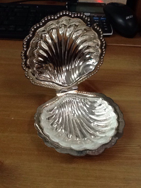 Vintage shell soap dish 5x5x2 silver by RusticLoveShop on Etsy