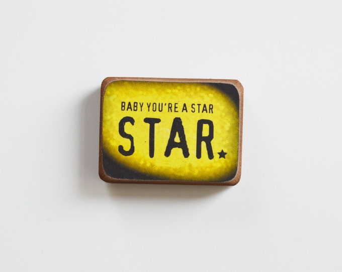 STAR // Wooden magnet in the technique of decoupage