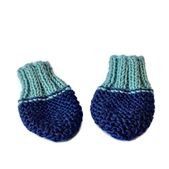 Luxury Baby Boy Booties and Mittens Set by CassiopeiaDesignsUK
