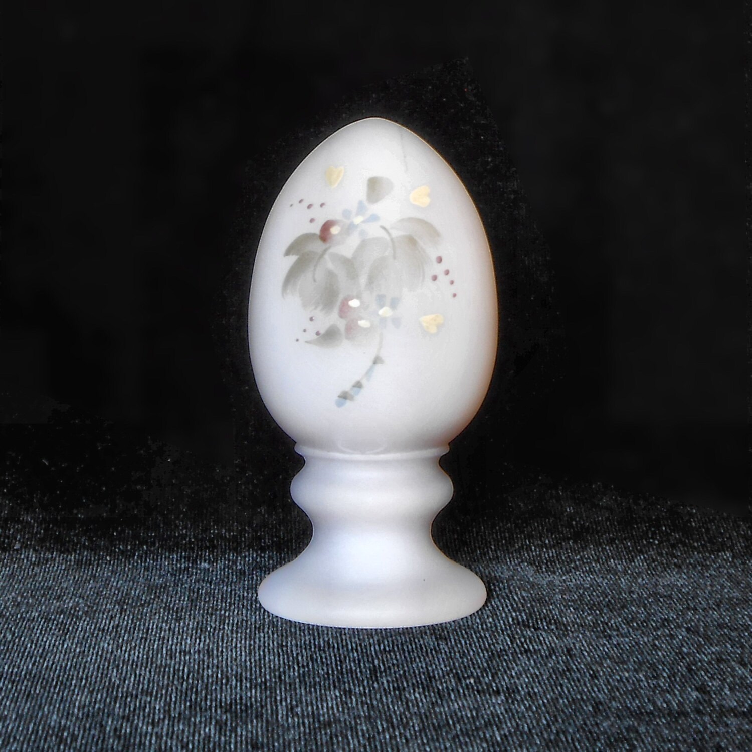 Art Glass Egg by Fenton Hand Painted and Signed by JK Spindler