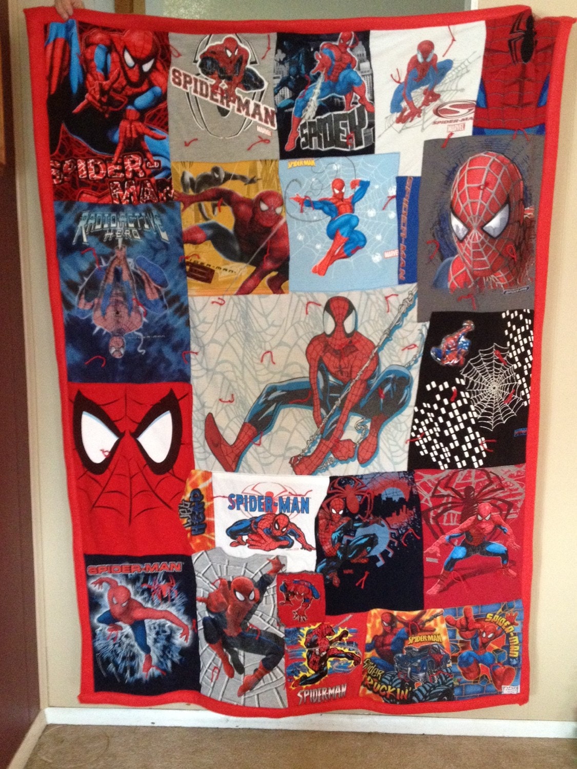 Spiderman quilt by LostTreasureQuilts on Etsy