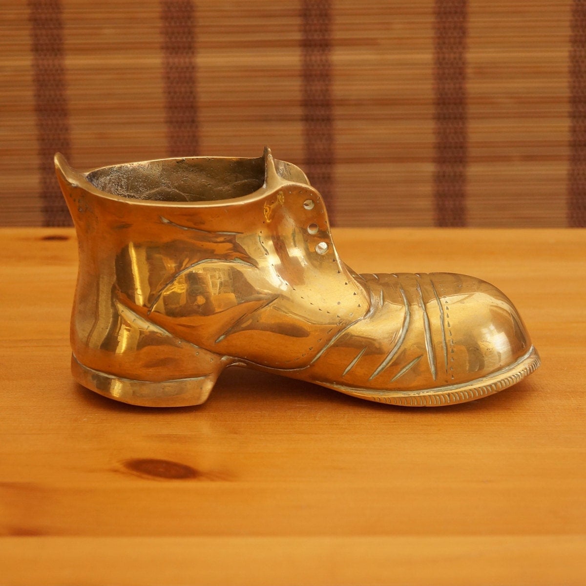 Solid brass shoe sculpture Boot Vintage perfect