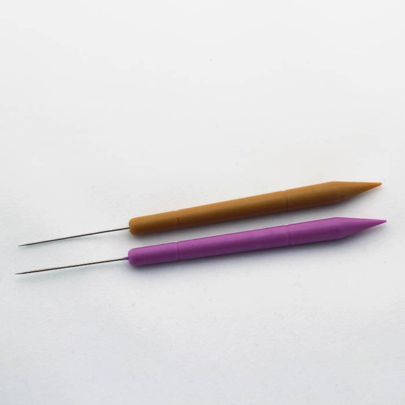 Needle quilling tool
