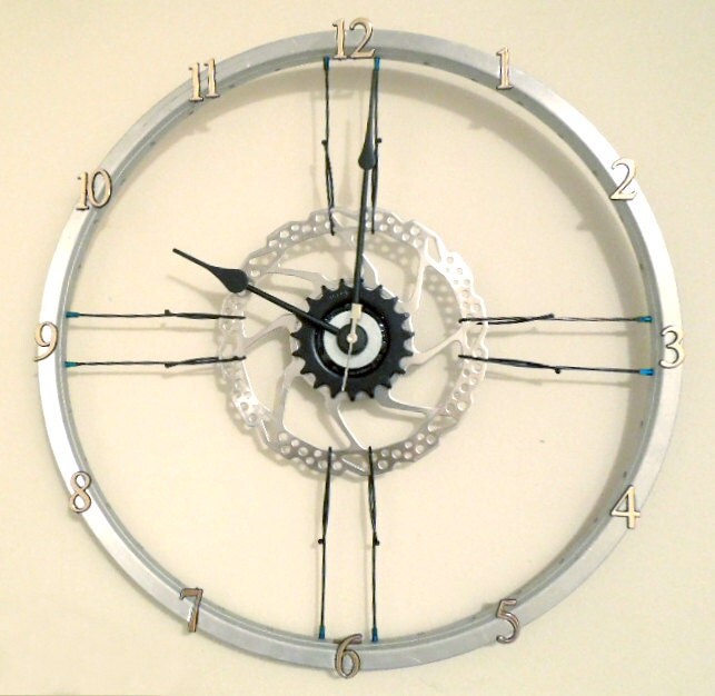 Handmade ReCycled Bicycle Wheel Clock Cycle Clock. Douze