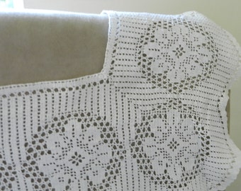 Craft Supplies Vintage Fabric Cotton Crochet Lace Trimmings. Craft Lace Fabric Sewing and Needlecraft. Dolls House Window Curtains